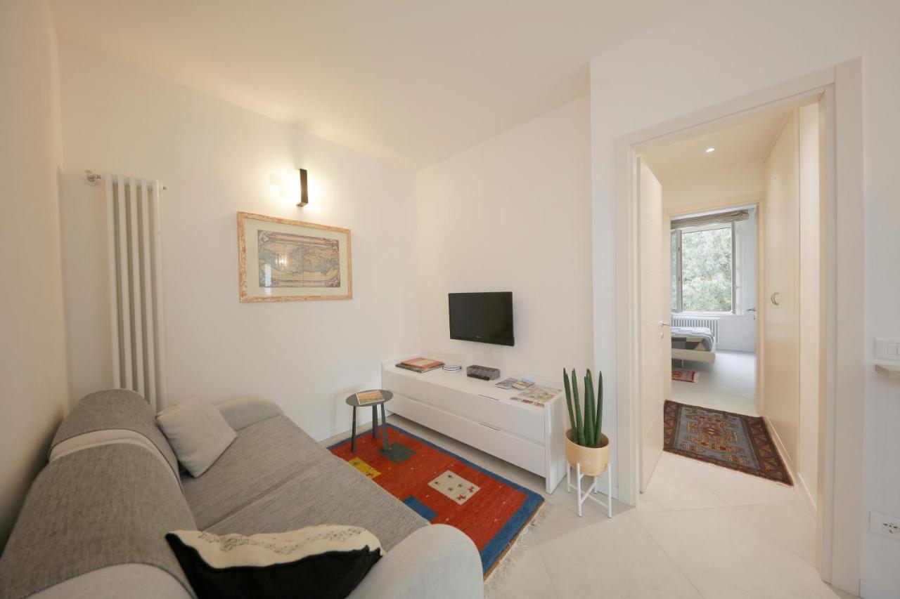 Siena Uptown - Sabrina'S Charming Apartment Exterior foto